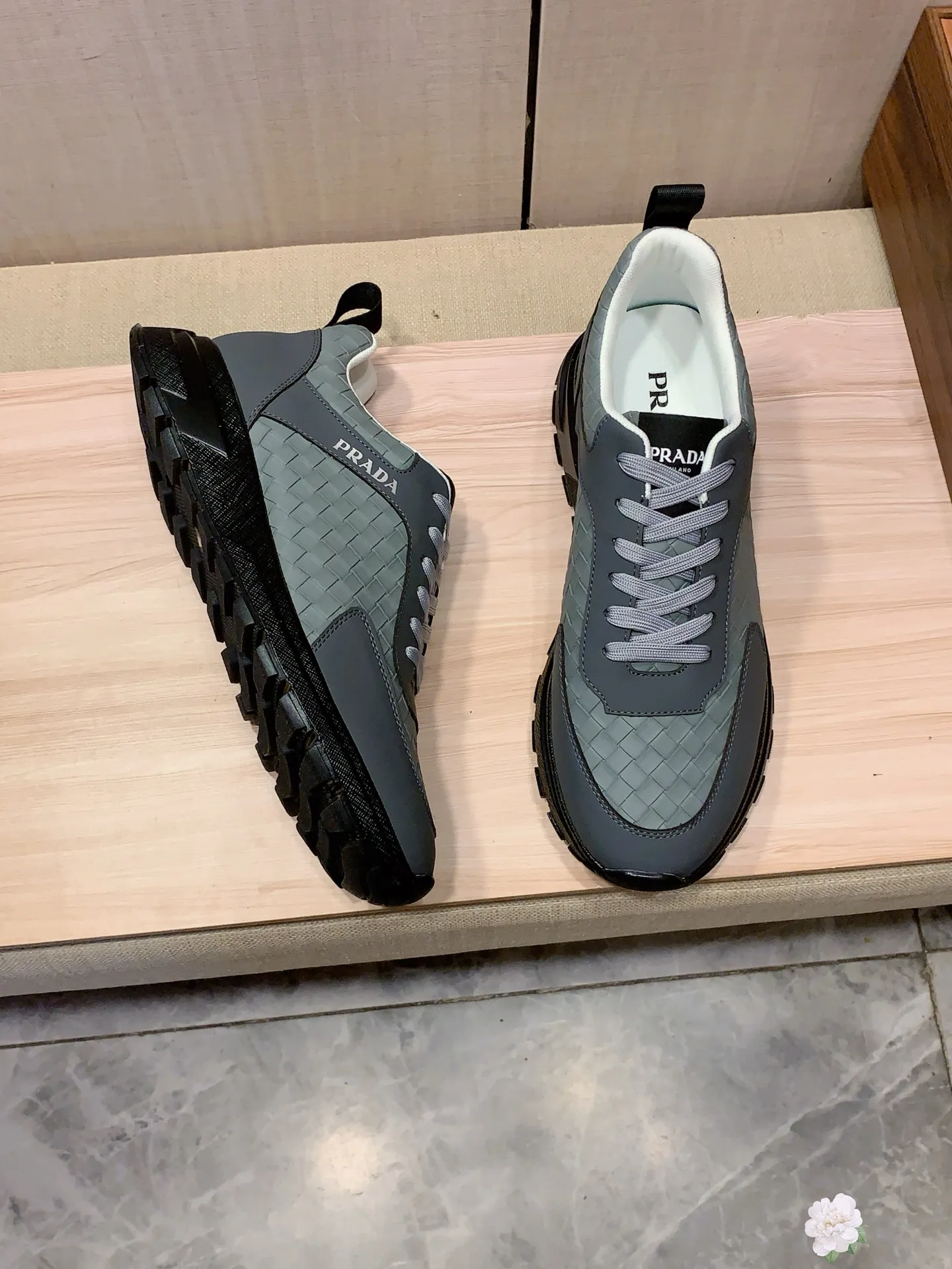 Men's men's shoes💰442💰💰🎩🎩[Lightning][Lightning] "PRADA*" The latest and most popular casual shoes, top brand [seduce] luxury~purchase, top~quality. [Strong] The upper is made of imported breathable cowhide with material ➕ breathable sheepskin feet (•) and fine workmanship. The original stylish and stylish soft rubber wear-resistant and non-slip outsole is light and comfortable on the feet. The real thing looks better when photographed in person. No. 0121: Code: 38-44, 3️⃣ colors selected